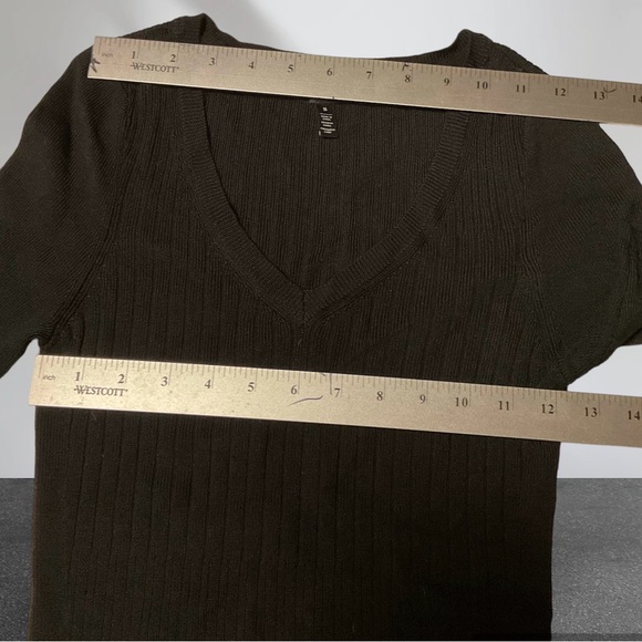 White House Black Market V-Neck Sweater, Black, Short Sleeve, Size Small - Picture 7 of 8